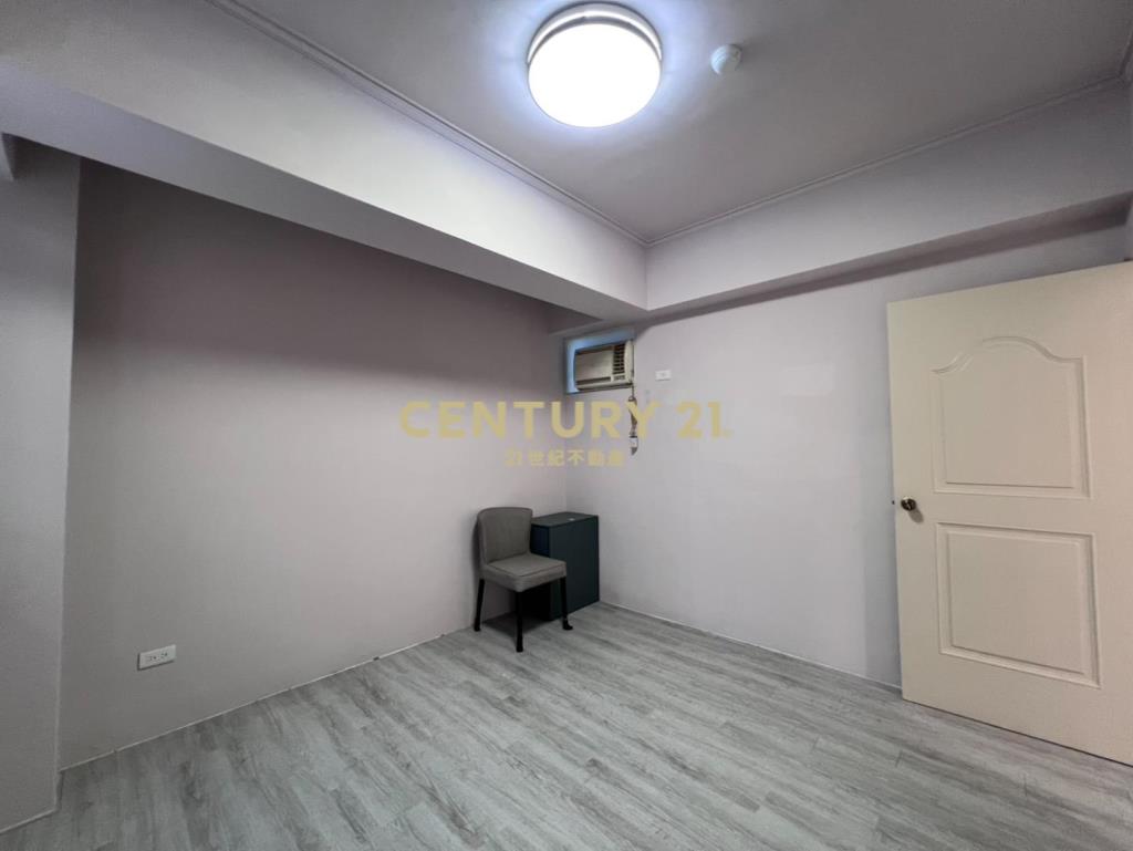 中路鳳璽華廈優質3房車(升降機械車位)