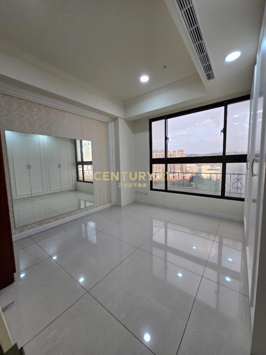 南崁宜誠君悅2美裝潢4房車