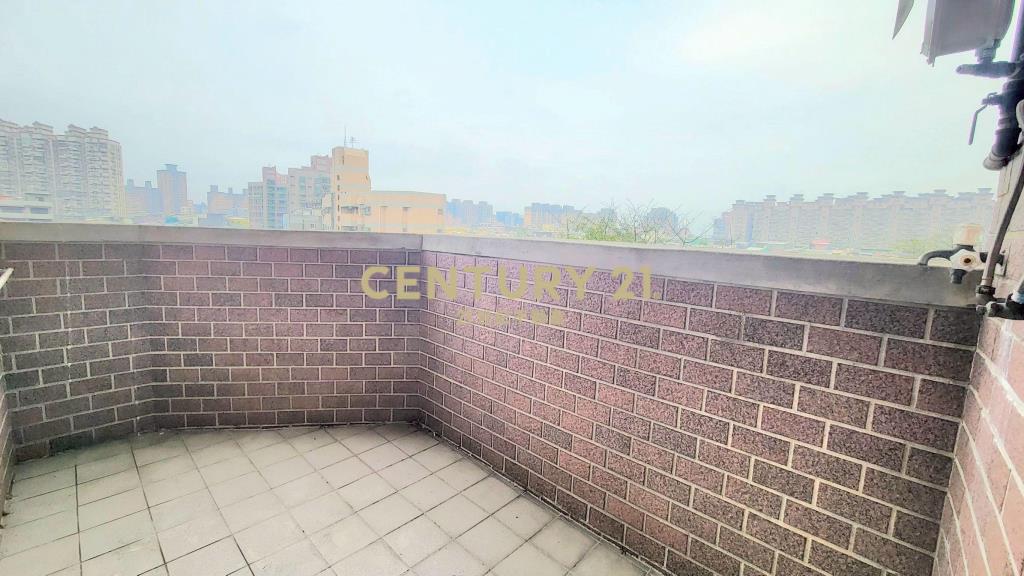 武陵高中乙工宅溫馨大3房+平面車位