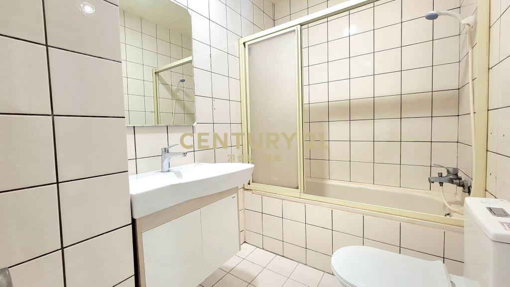 武陵高中乙工宅溫馨大3房+平面車位