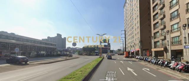 大面寬邊間金店面