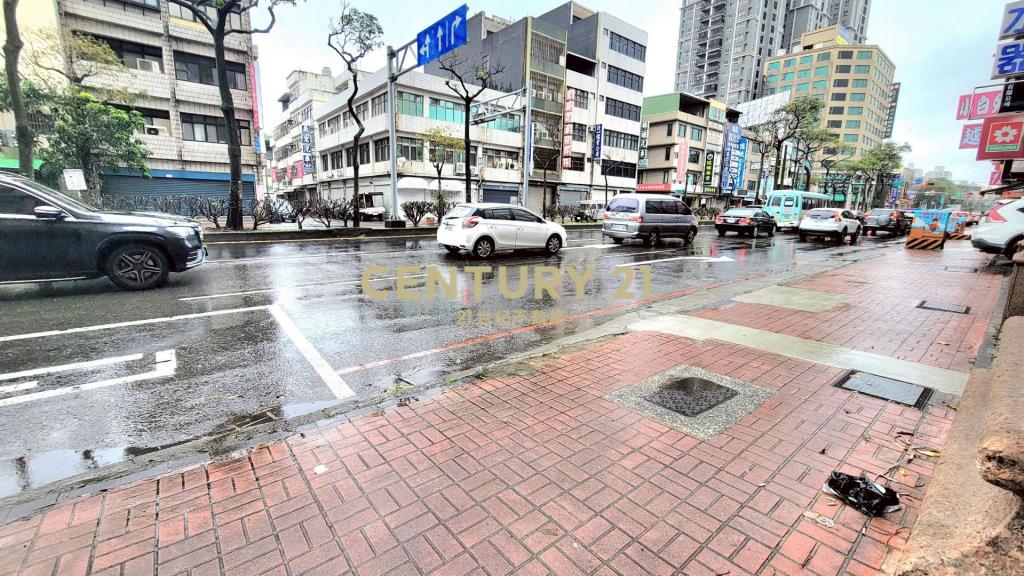 環西路大面寬金店面