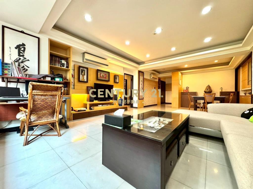 藝文特區大4房雙主臥3衛浴+平面車位