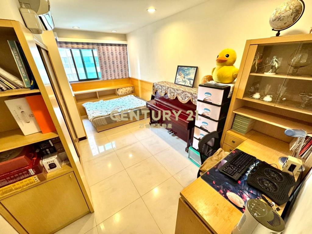 藝文特區大4房雙主臥3衛浴+平面車位