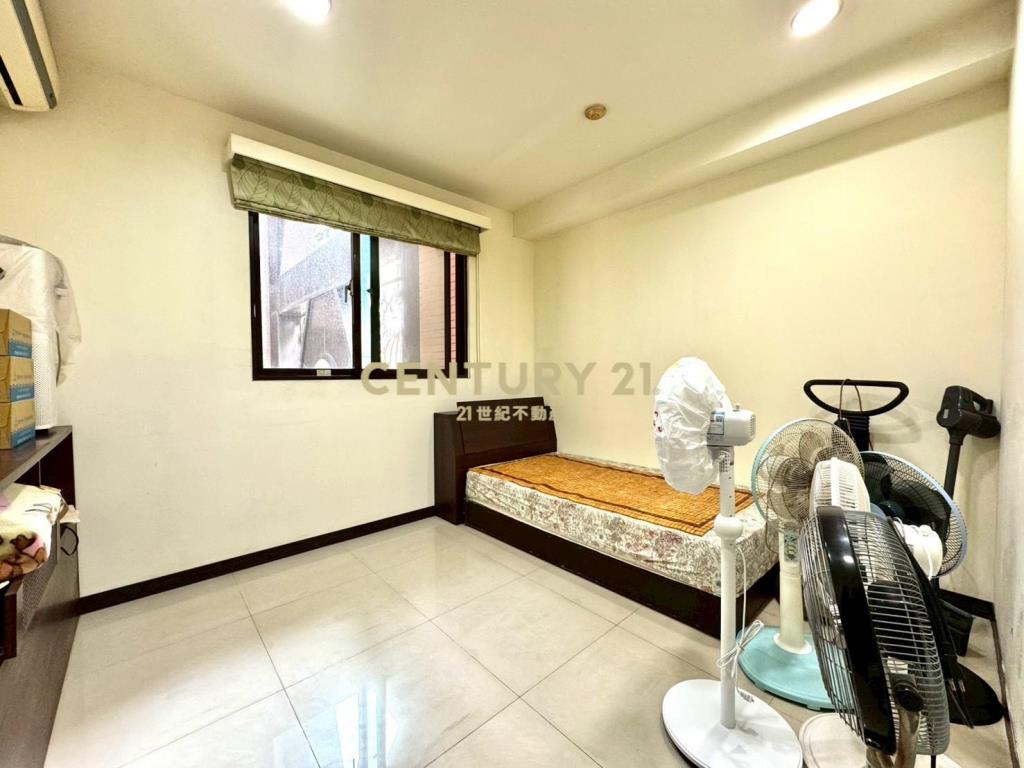 藝文特區大4房雙主臥3衛浴+平面車位