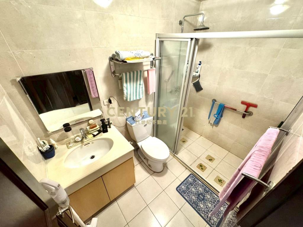 藝文特區大4房雙主臥3衛浴+平面車位