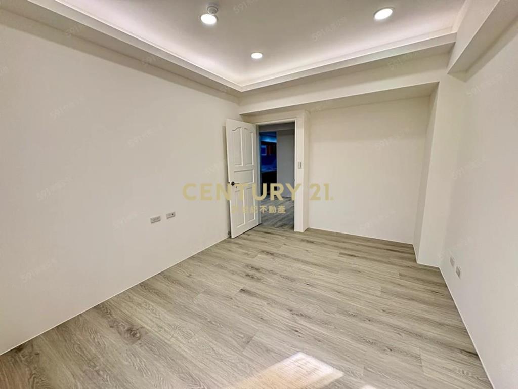 臻愛歐洲全新裝潢採光大2房車