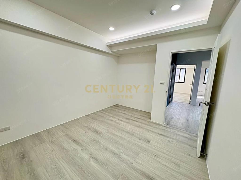 臻愛歐洲全新裝潢採光大2房車