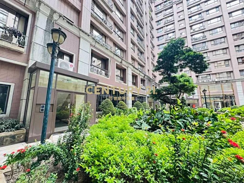 臻愛歐洲高樓層低總價裝潢2房車