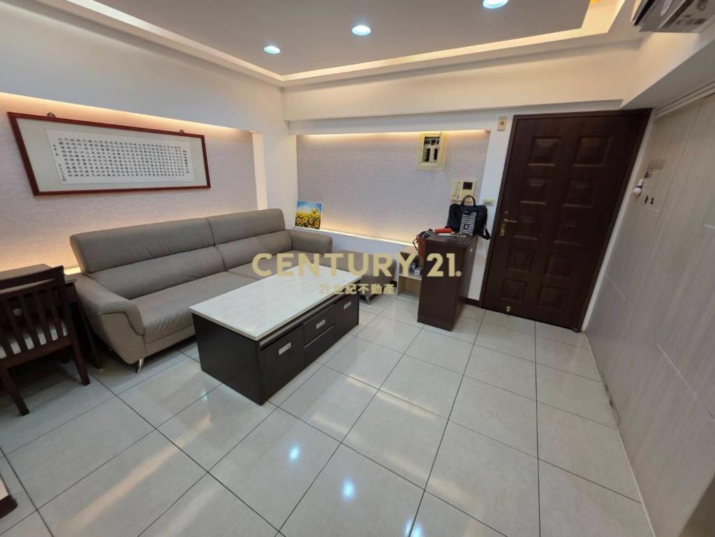 路易崴登大業國小邊間衛浴開窗裝潢2房車