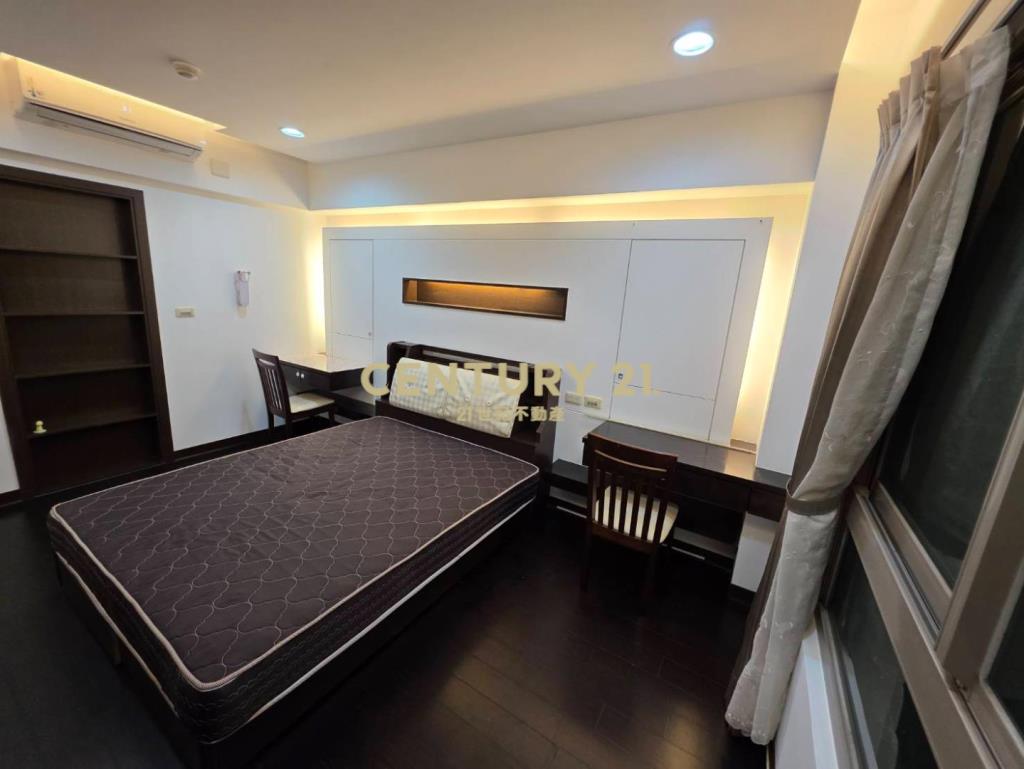 路易崴登大業國小邊間衛浴開窗裝潢2房車