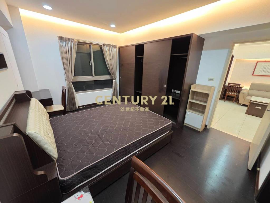 路易崴登大業國小邊間衛浴開窗裝潢2房車