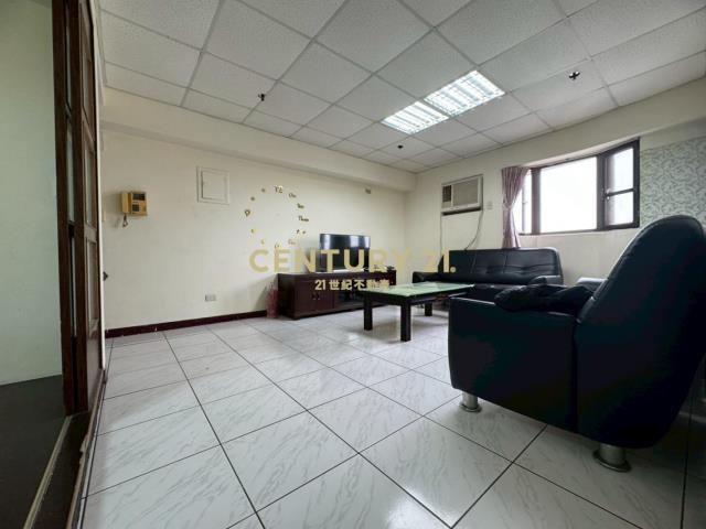 中壢夜市景觀三房