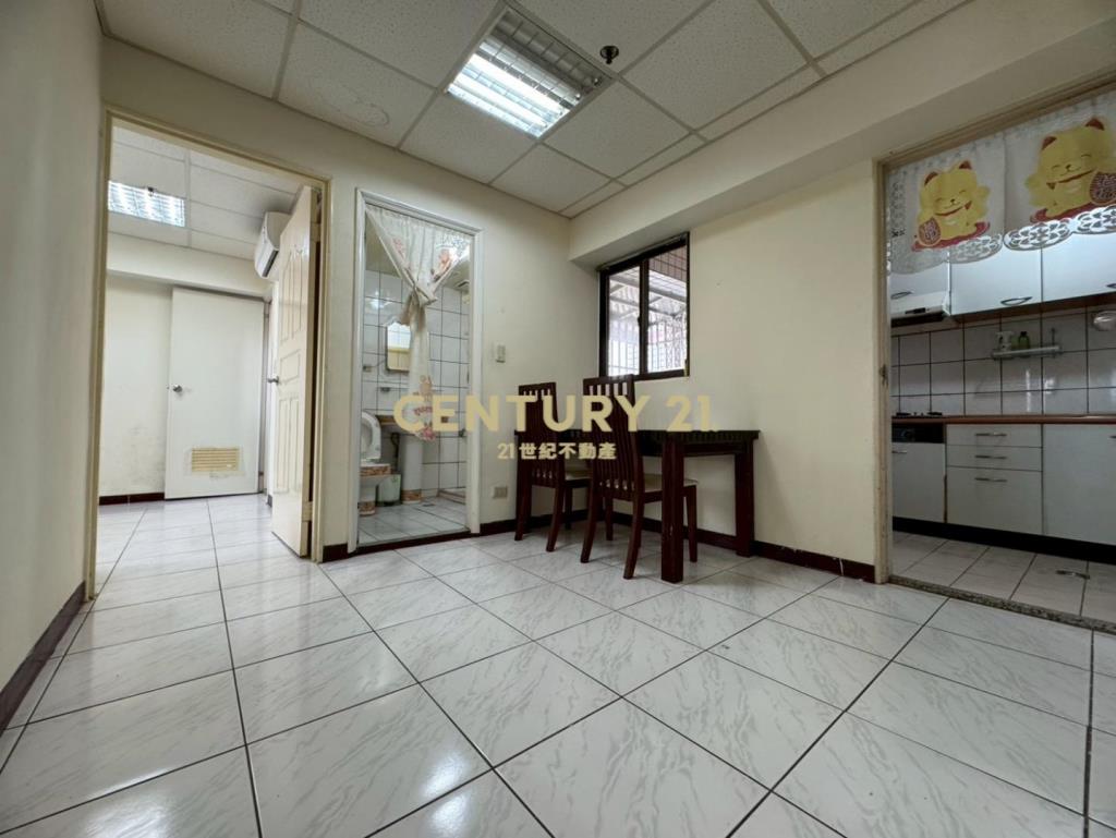 中壢夜市景觀三房