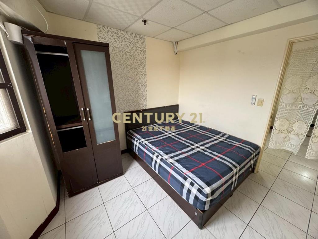 中壢夜市景觀三房