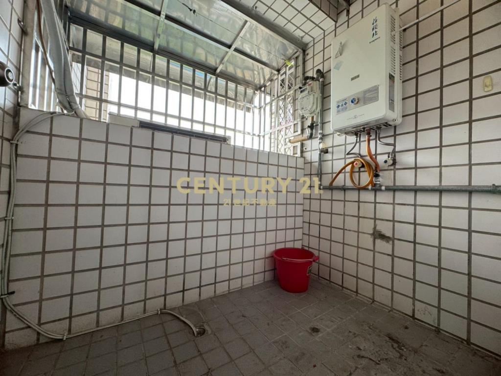 中壢夜市景觀三房