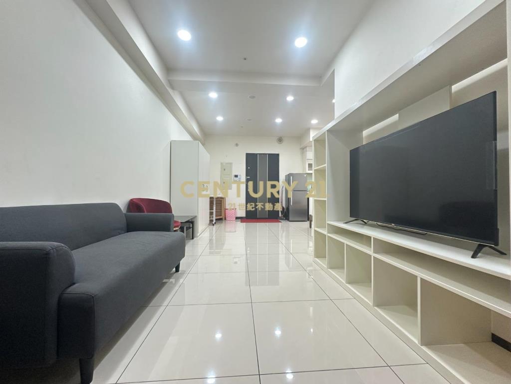 藝文捷運G10站｜紐約大時代大套房+平車