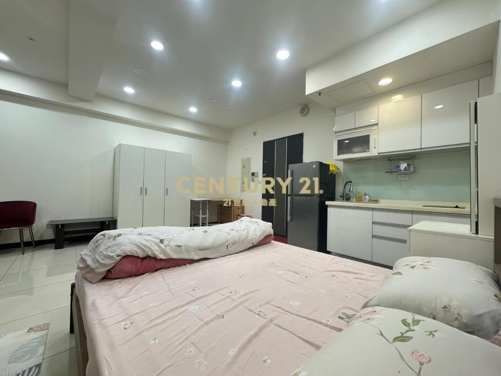 藝文捷運G10站｜紐約大時代大套房+平車