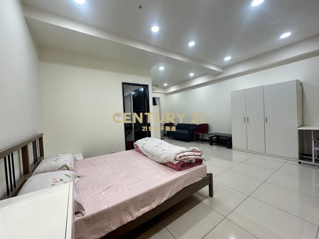 藝文捷運G10站｜紐約大時代大套房+平車