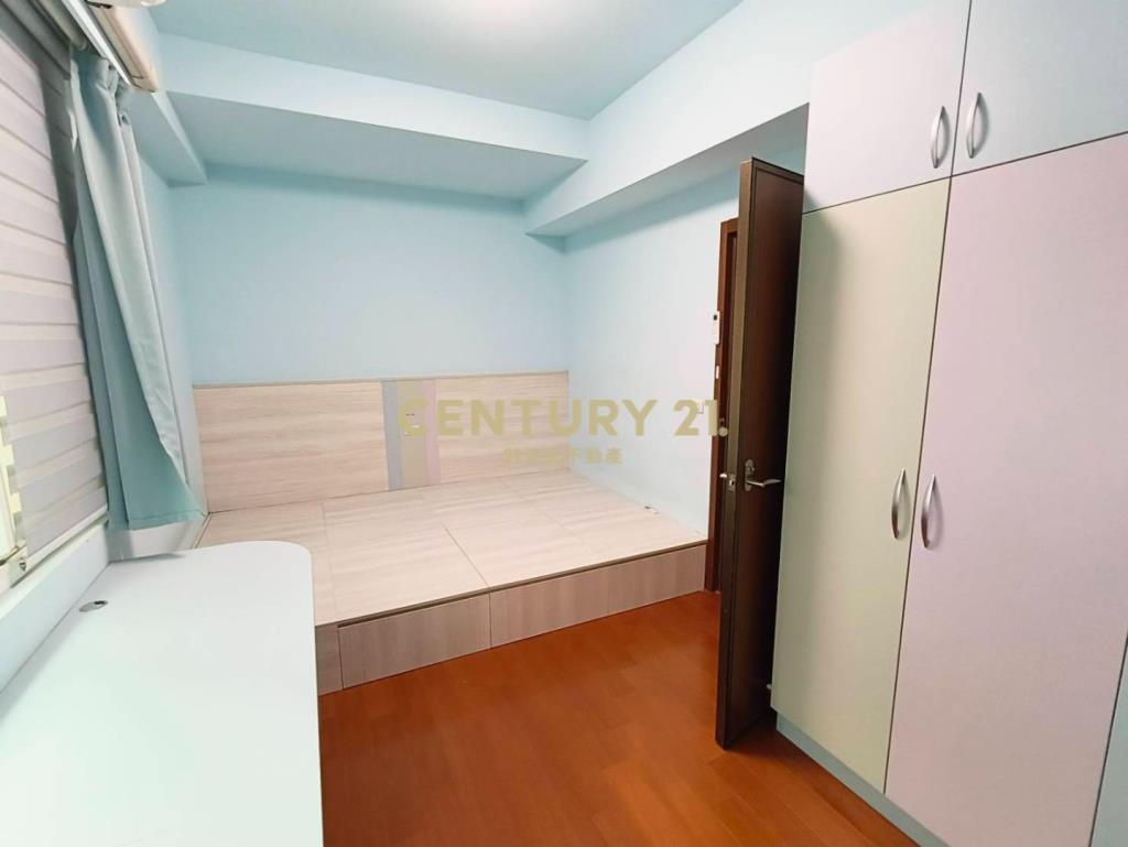 宜誠金品邊間4房3車位別墅露臺戶