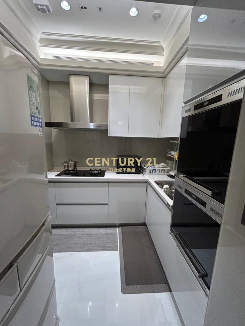 桃園站前無敵景觀名師裝潢3改2房+2車位