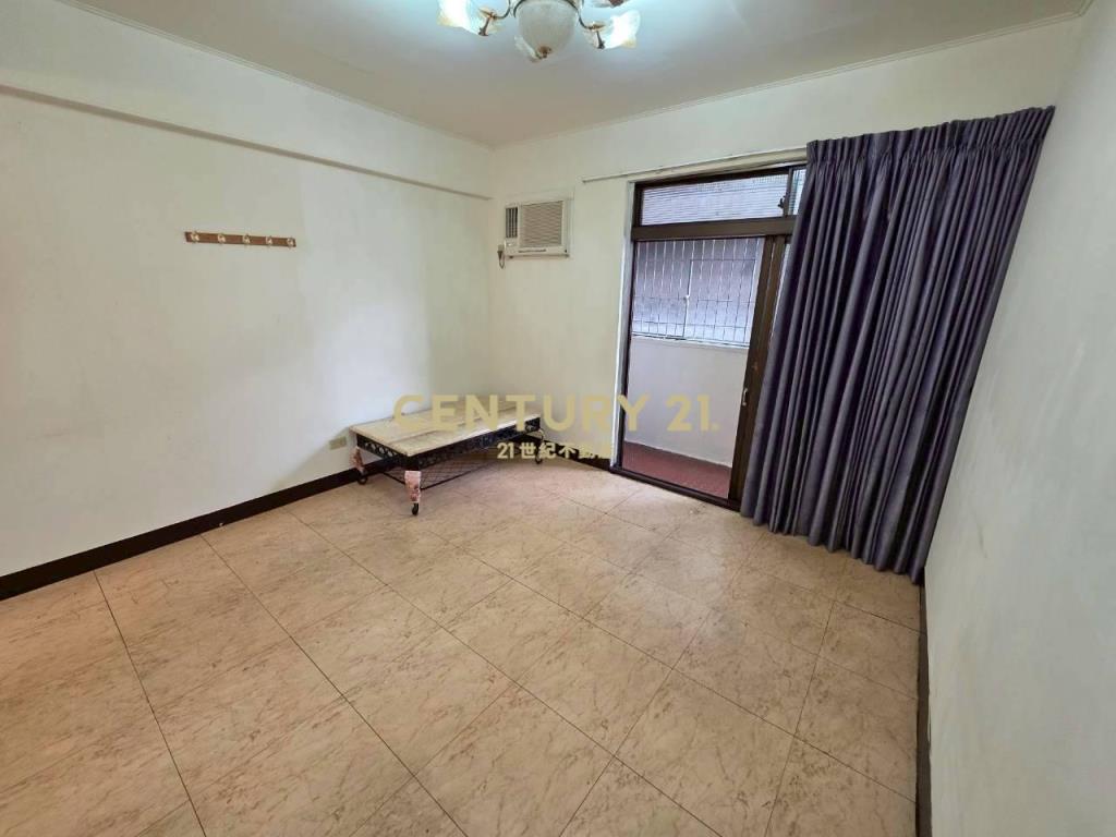 和興街南門市場捷運G08邊間低總價套房