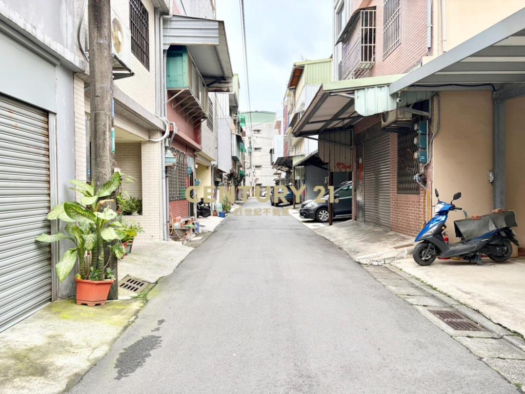 八德近商圈~低總價~需整理~好住透天