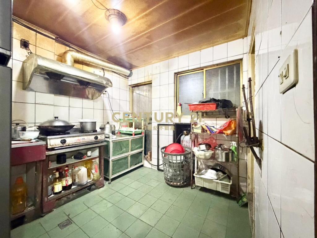 八德近商圈~低總價~需整理~好住透天