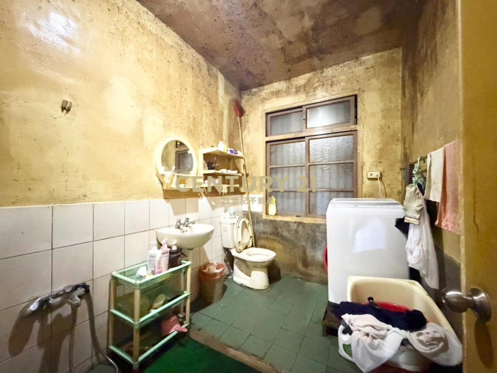 八德近商圈~低總價~需整理~好住透天