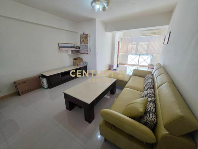 大德一街邊間三面採光頂加大4房