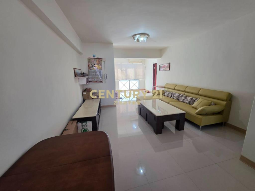 大德一街邊間三面採光頂加大4房