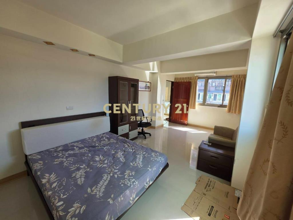 大德一街邊間三面採光頂加大4房