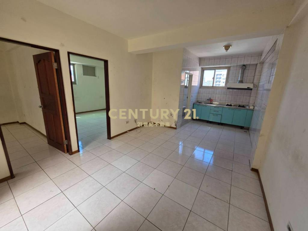 大德一街邊間三面採光頂加大4房