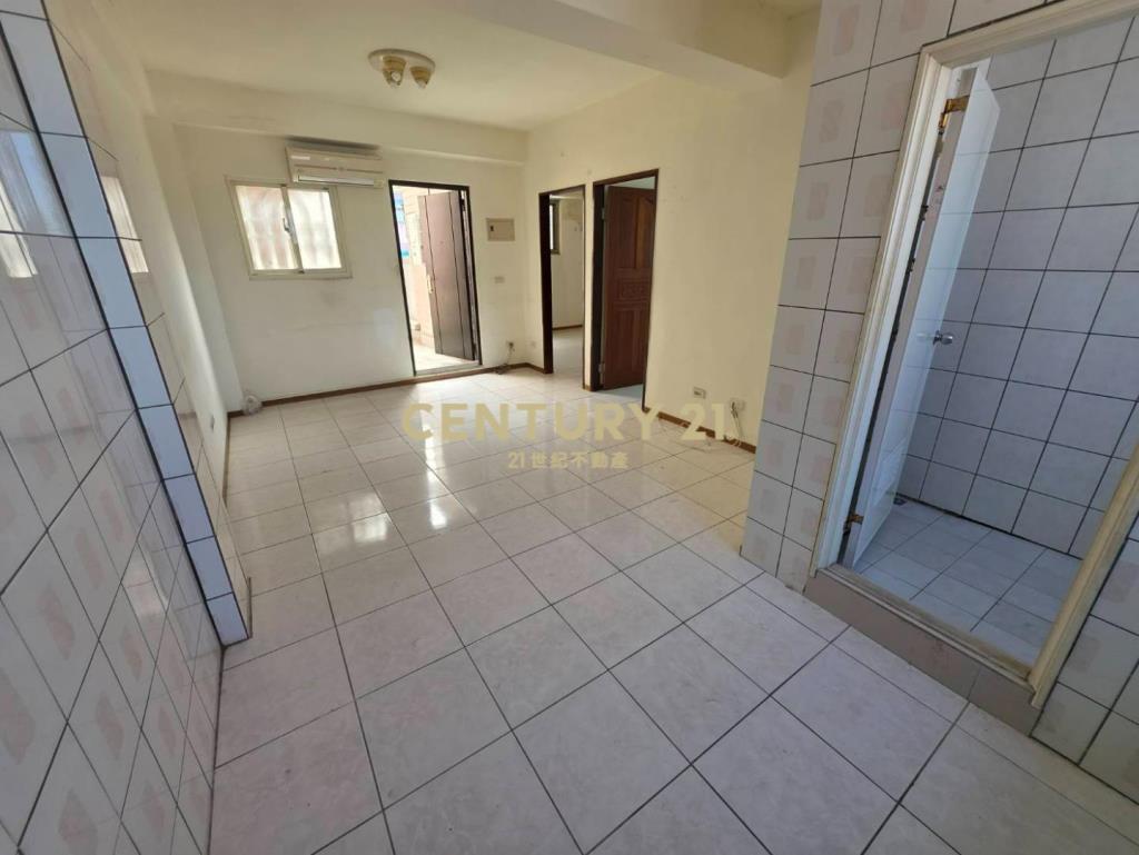 大德一街邊間三面採光頂加大4房