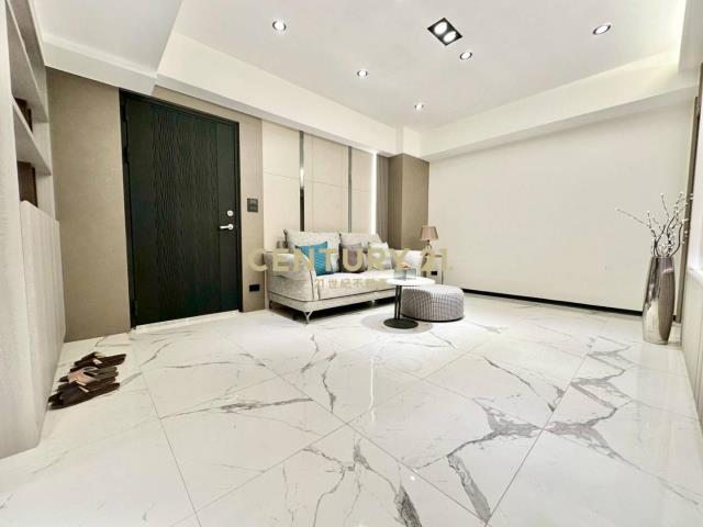 摩登新貴G12全新百萬裝潢3房車