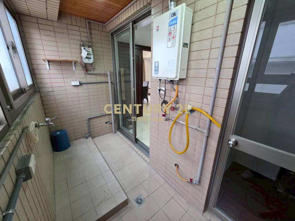 昇捷臻品4主臥樓中樓景觀5房+2車位