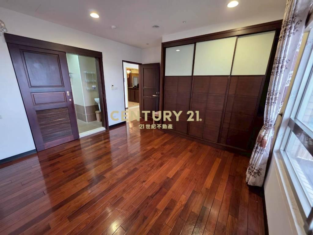 昇捷臻品4主臥樓中樓景觀5房+2車位