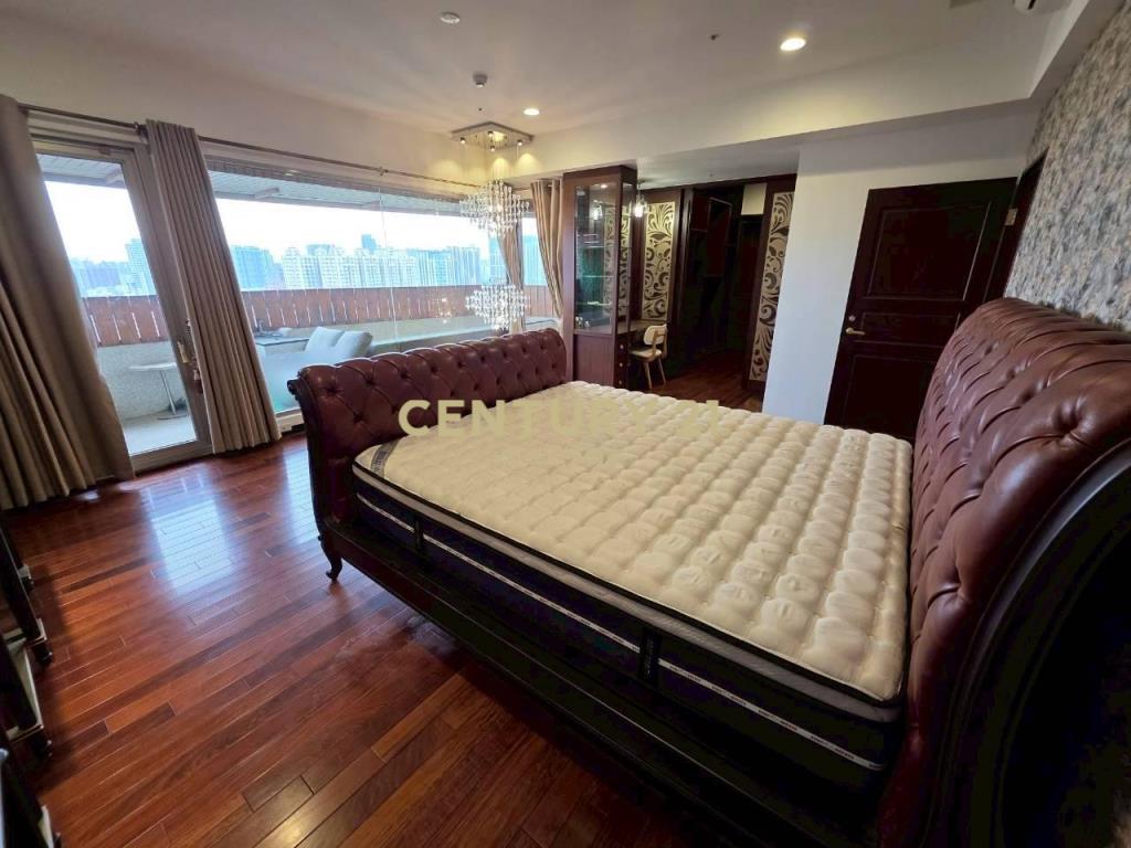 昇捷臻品4主臥樓中樓景觀5房+2車位