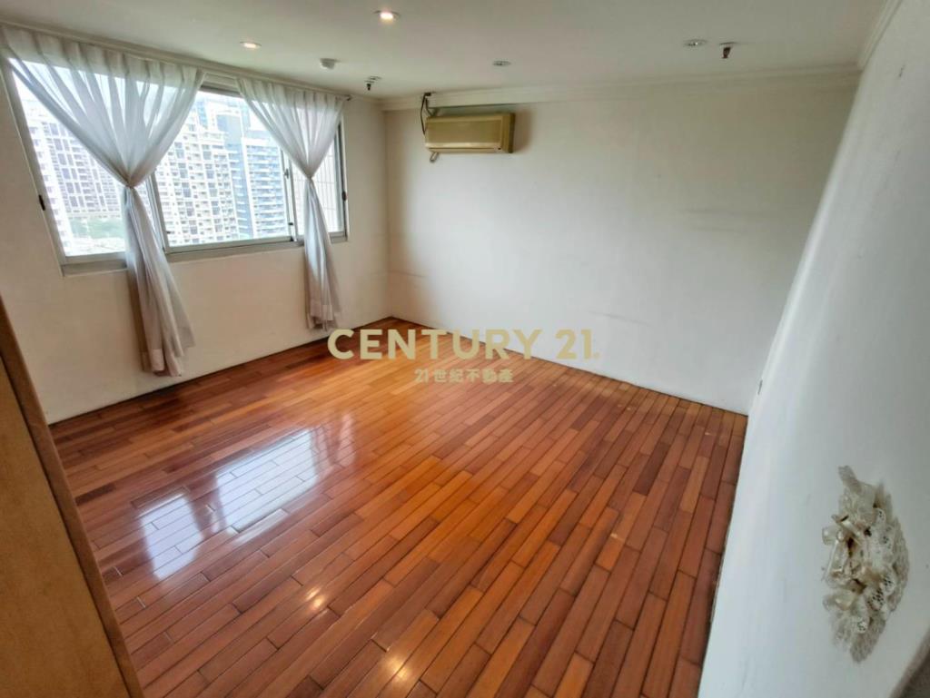 豐田大郡藝文G12樓中樓河岸景觀5房