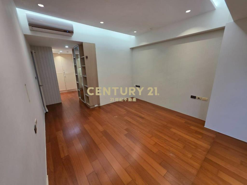 小天母風尚二期樓中樓北歐風4房+平面車位