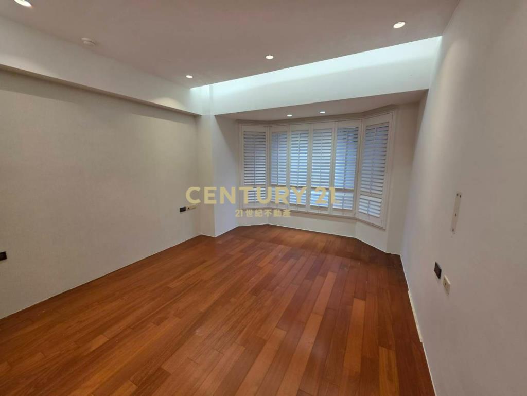 小天母風尚二期樓中樓北歐風4房+平面車位