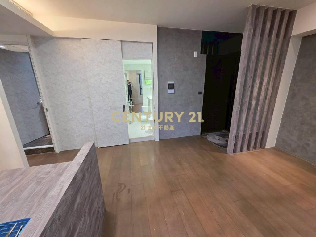 長昇里居梯田公園雙衛浴2房+2車位