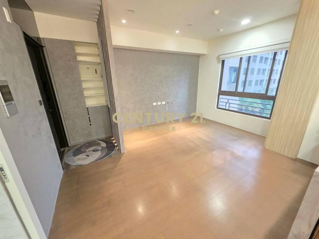 長昇里居梯田公園雙衛浴2房+2車位