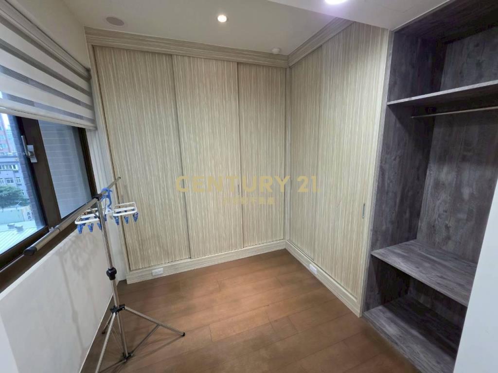 長昇里居梯田公園雙衛浴2房+2車位