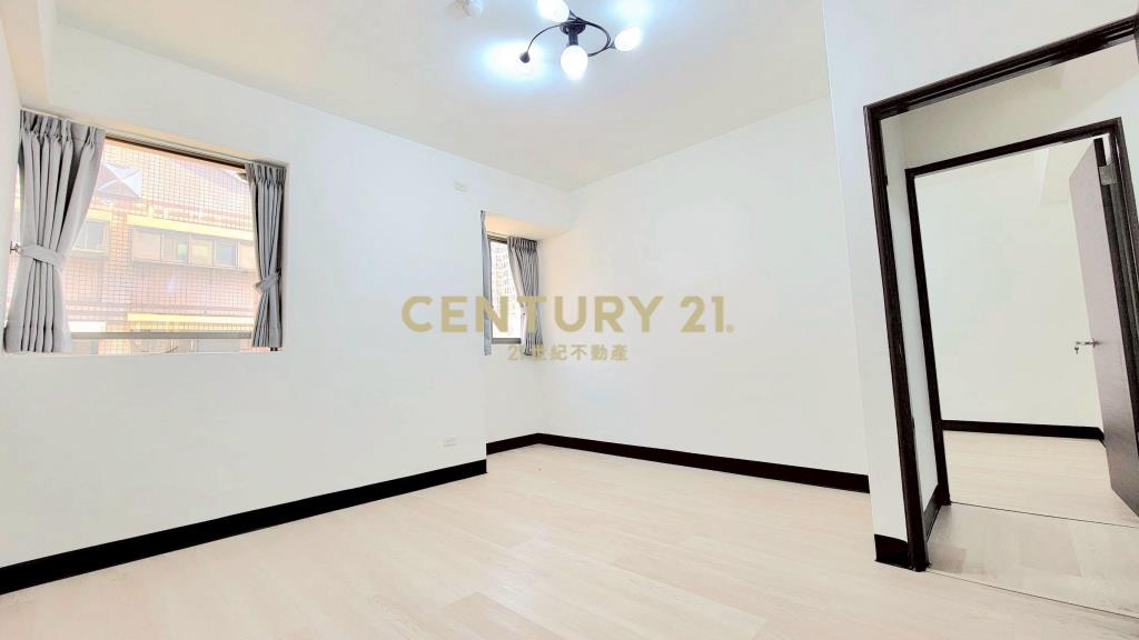 中路旁新格名宮大空間寬敞3房