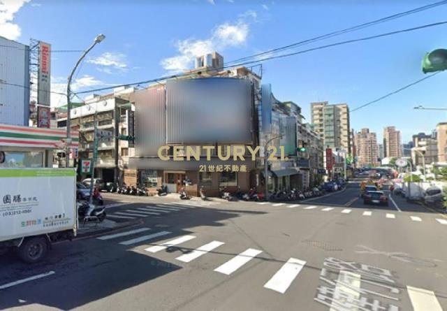 (專約)桃園雙拼三角窗大坪電梯透天店面