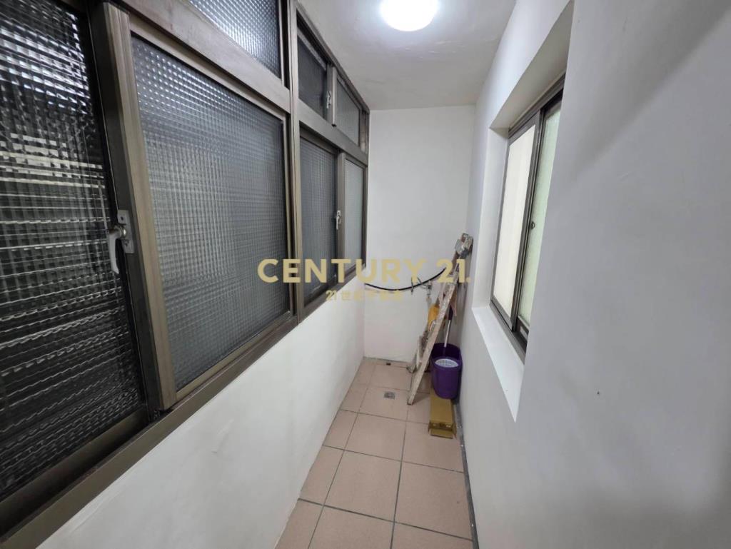 (專約)中壢華美一路全新裝潢頂加4房公寓