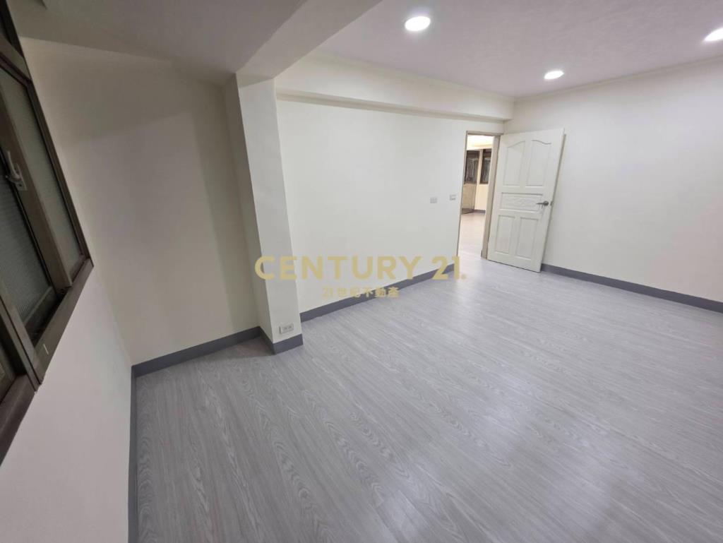 (專約)中壢華美一路全新裝潢頂加4房公寓