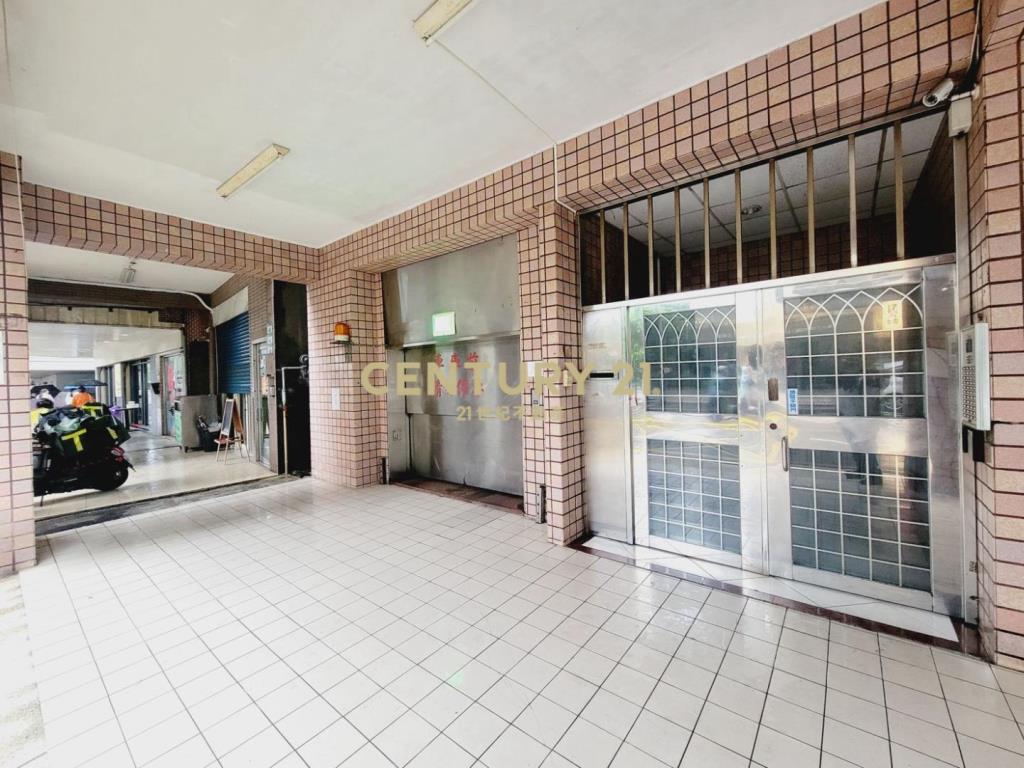 中平商圈巴黎之星精美3房加機械車位