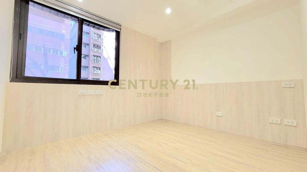 中泰宏園大空間2改3房